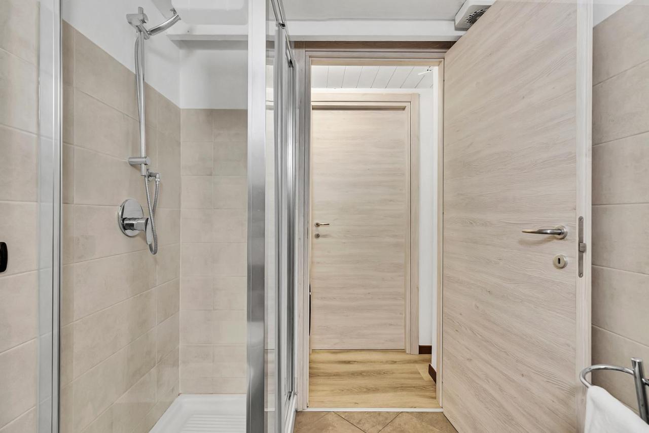 Loft Daiquiri Nel Centro Di Milano, Via Sottocorno, Porta Vittoria Lejlighed Eksteriør billede